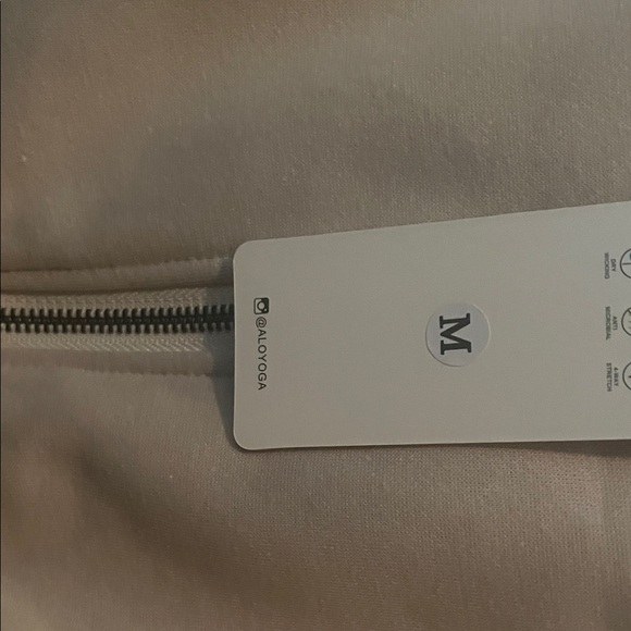 ALO Yoga Soft Beige crop jacket - Picture 4 of 4